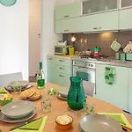 Serena House Апартаменты
