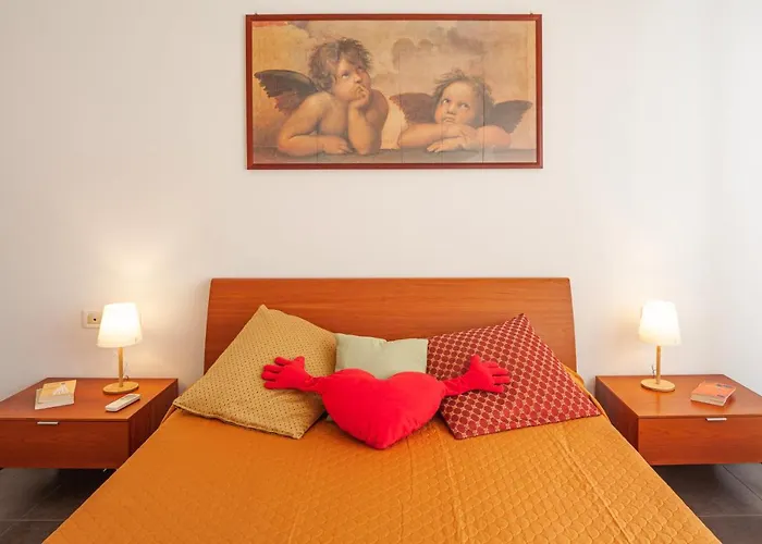 Serena House 아파트 레반토